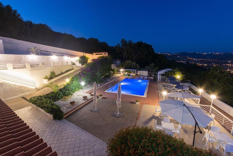 Villa Milena Apartments & Rooms Agropoli Exterior foto